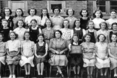 WHill Girls Class 3a 1949