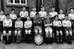 W Hill Boys School Footballers