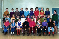 Juniors 1973 - John Piercy, Graham Minnikin, Tony Naisbett, David Jones, Alan Smith, Gillian Barness, Tracey Hancock, Ann Hamblin, Kenneth Johnson Paul Yuill, Brian Peacock, Susan Sandywell, Ruth Lowther, Julie Hutchinson, Julie Armstrong, Jacqueline Harvey, Graeme Ellis, Susan Thompson, Michael Harper Georgina Brown, Lesley Carr, Avril Dobbin, Robert Dawes, David Richardson, Geoffrey Ward, Michael Hall, Stephen Yuill.  Teacher Mrs Brown