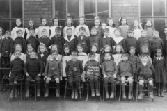 W Hill Junior School